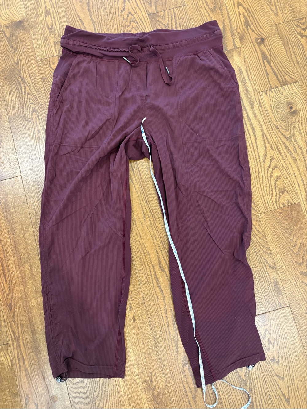 lululemon athletica Burgundy Cropped Dance Studio